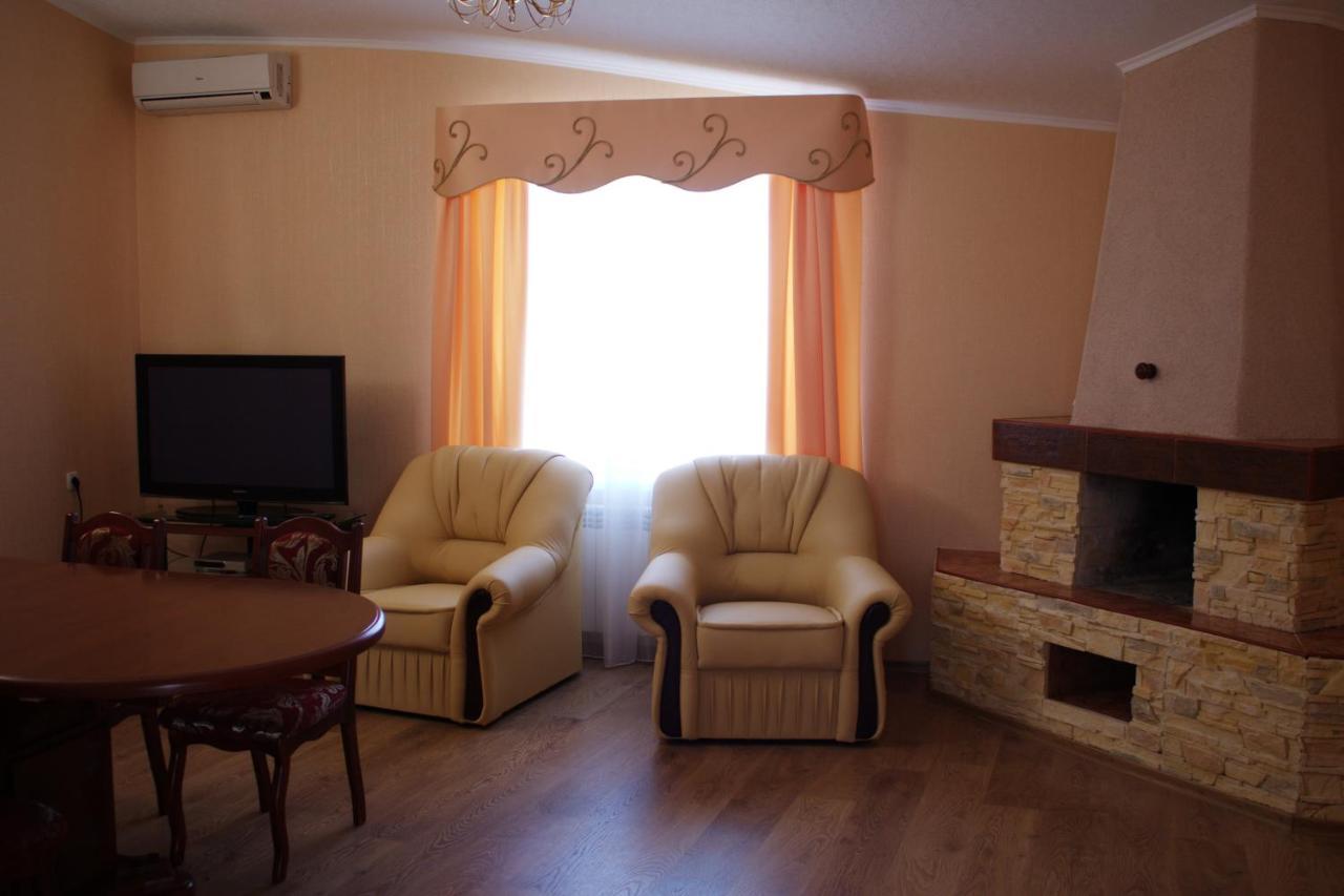 Грк Золота Підкова Motel Chupyra Exterior foto